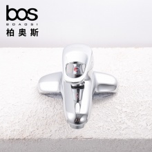 面盆雙聯(lián)龍頭